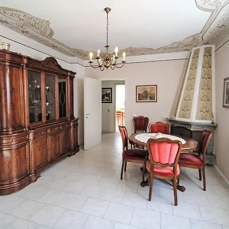 Roberto By Interhome